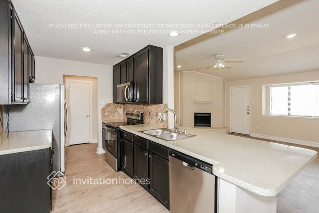 Photo - 2665 Claremont Dr