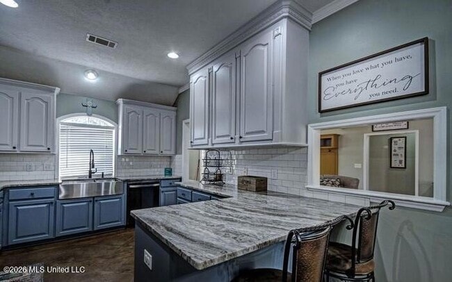 Photo - 161 Harvey Crossing