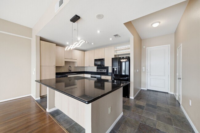 3505 Sage Rd Unit 1003
