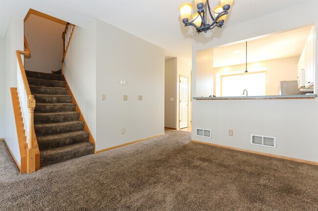 Photo - 8033 Stratford Cir S Townhome