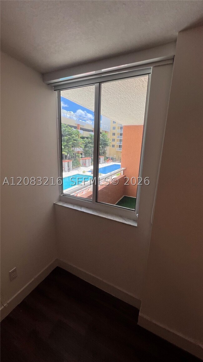 Photo - 2775 NE 187th St Unit 227