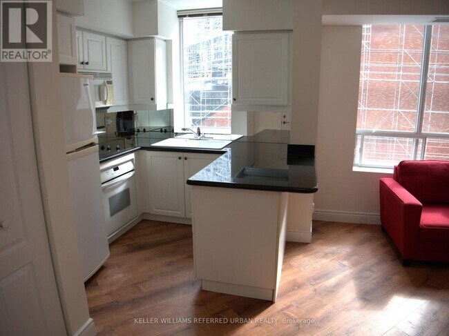 Photo - 20 Collier St