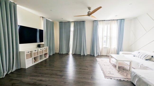 Photo - 29W734 Cambridge Lot #1101 Dr