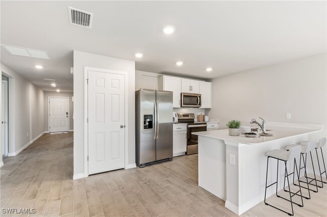 Building Photo - 8030 Olive Cir Rental