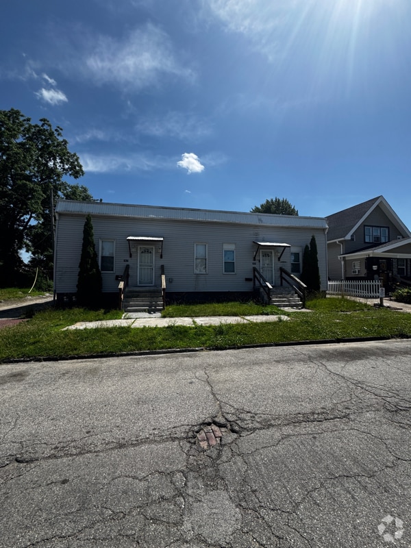 Building Photo - 1417 Buckingham St Rental
