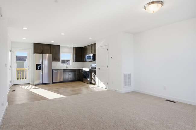 Photo - 4049 Emilia Way