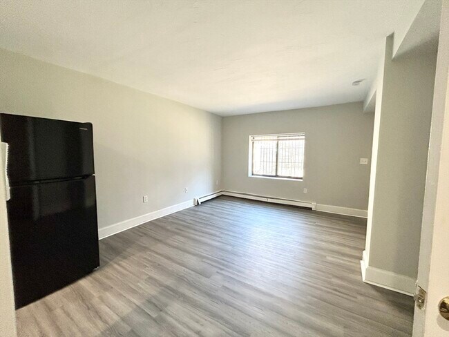 Photo - 15 Ruggles St Unit 2