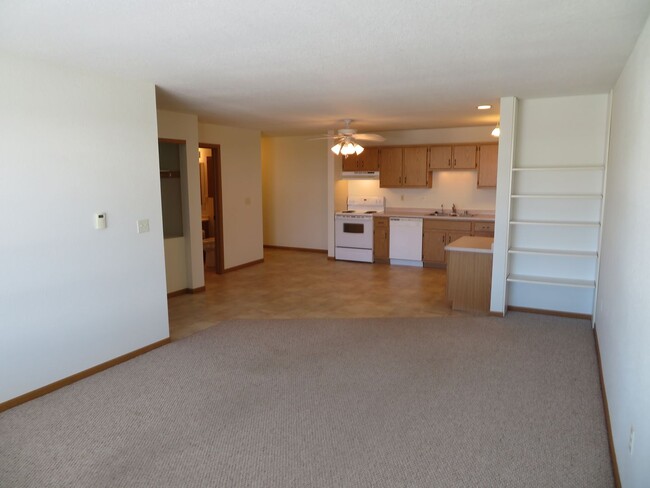 Photo - 612 W State St Unit 612 Apt#3