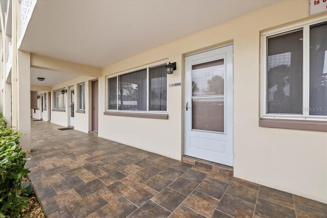 Photo - 1235 S Highland Ave Unidad 1-102