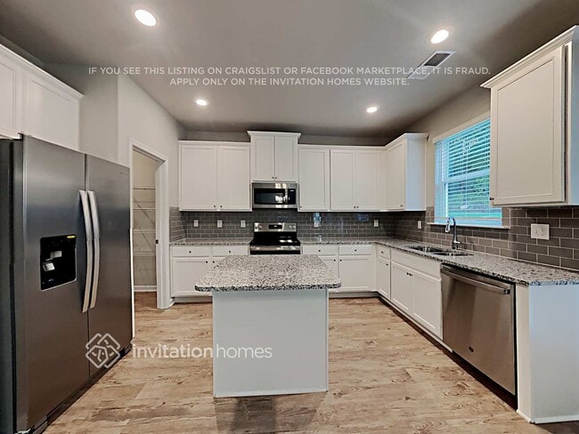 Photo - 7454 Faith St