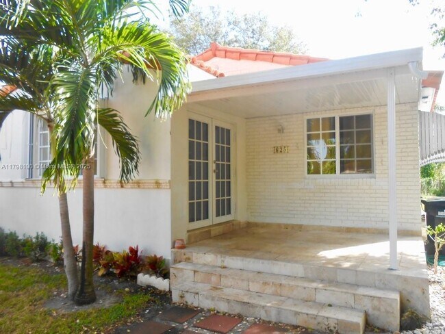 Photo - 625 South Dr Casa