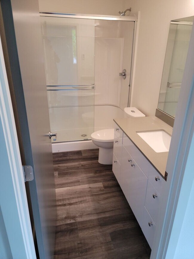 Photo - SEA 4709 8th Ave NE Unidad 4709 B 8th Ave NE