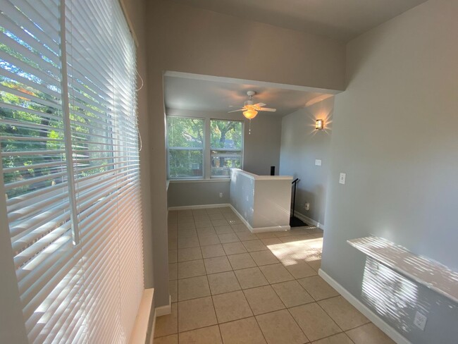 Photo - 2830 San Gabriel St Unit B