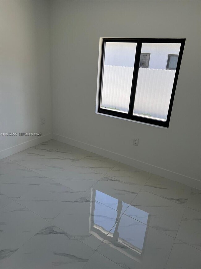 Photo - 11982 SW 213th St Unidad 11982