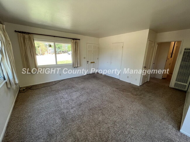 Photo - AVAILABLE AUGUST - Home on Foothill Road - 3 Bed / 1 Bath