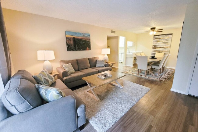 Photo - 6519 W Newberry Rd Unidad ID1359105P