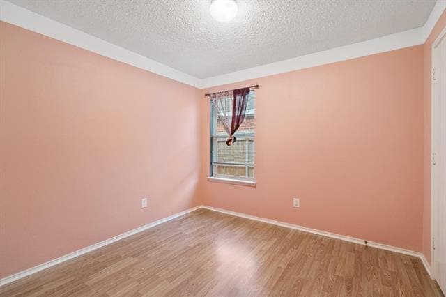 Photo - 909 Simi Dr