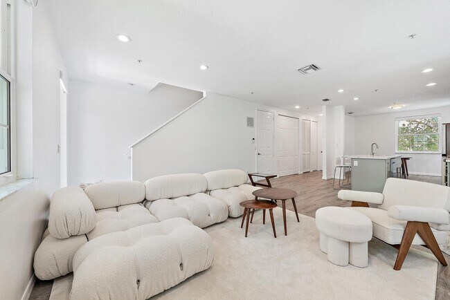 Photo - 1522 Limetree Bay Ave