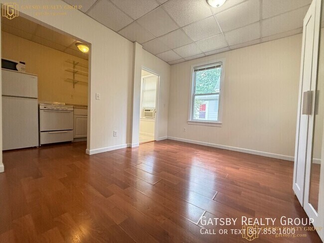 Building Photo - 19 Garfield St Unit 6R