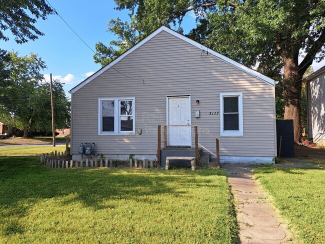 Building Photo - 3127 Southern Ave