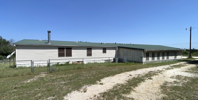 Building Photo - 2776 County Road 3430 Rental