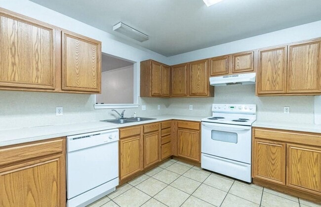 Photo - Private 3 Bedroom 3 Bath