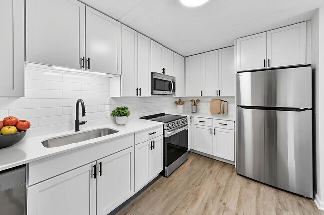 Photo - 1770 1st St Unit 501