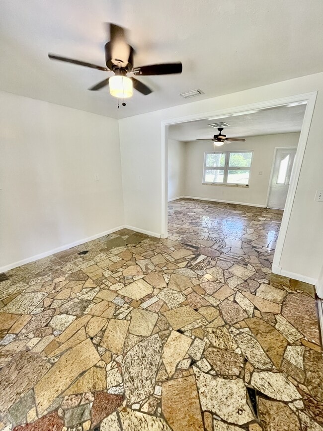 Photo - 326 Chattanooga Dr