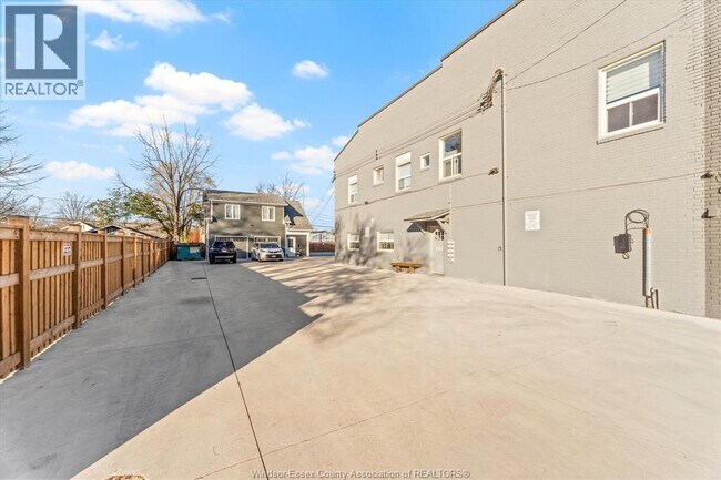 Photo - 60 Main St W Unit 7