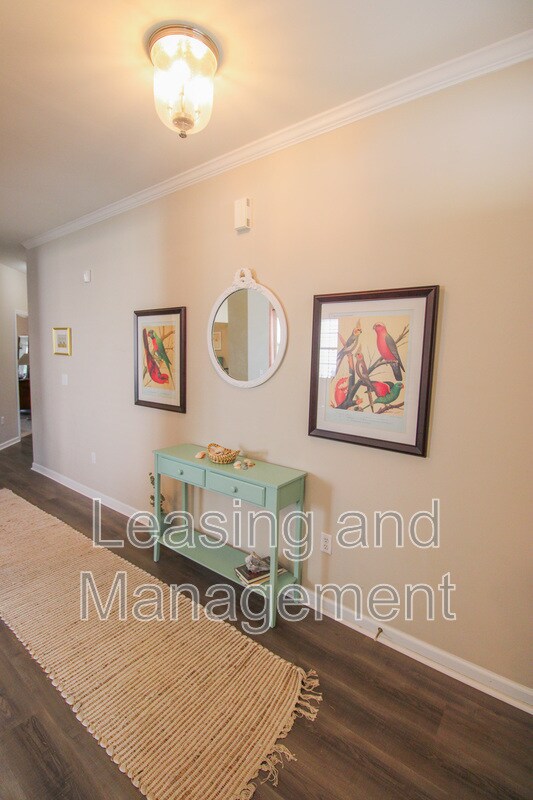 Photo - 1317 Heidiho Way