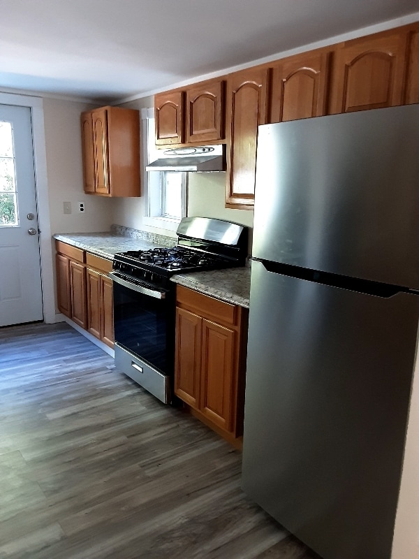 Building Photo - 1048 E Main St Rental