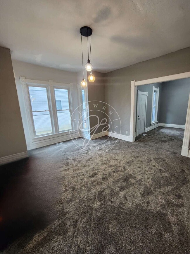 Photo - Spacious 2 bed main floor- 1st floor laundry room! Unit Lower