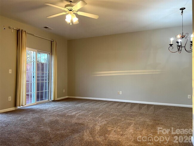 Photo - 9844 Walkers Glen Dr NW