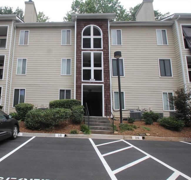 Building Photo - 574 Emory Oaks Way Rental