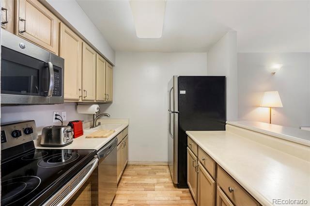 Photo - 1020 15th St Unidad 3F