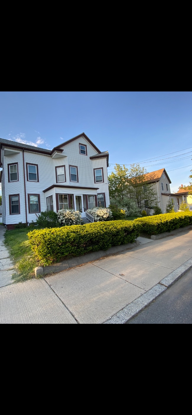 Photo - 154 Washington St