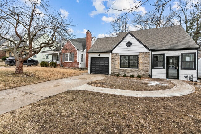 Photo - 231 E 74 Terrace