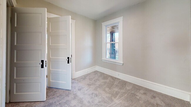 Photo - 7408 Dudley Ave Unidad Up