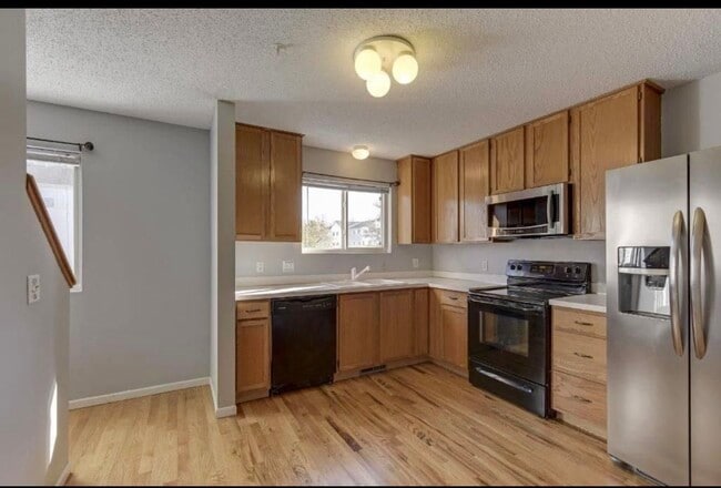 Photo - 13073 Crimson clover ln