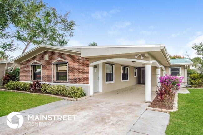 Photo - 472 Linda Ln