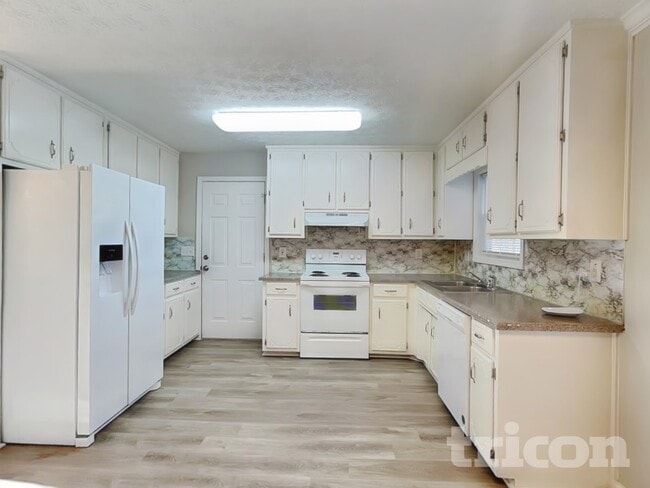 Photo - 1480 Watson Ridge Trail