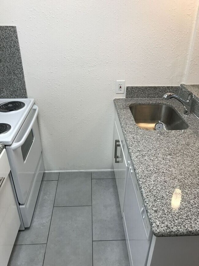 Photo - 2240 Blake St Unit 210