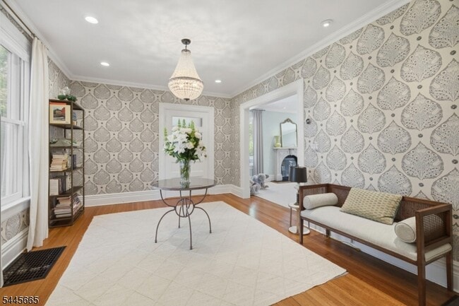 Photo - 40 Oakwood Ave