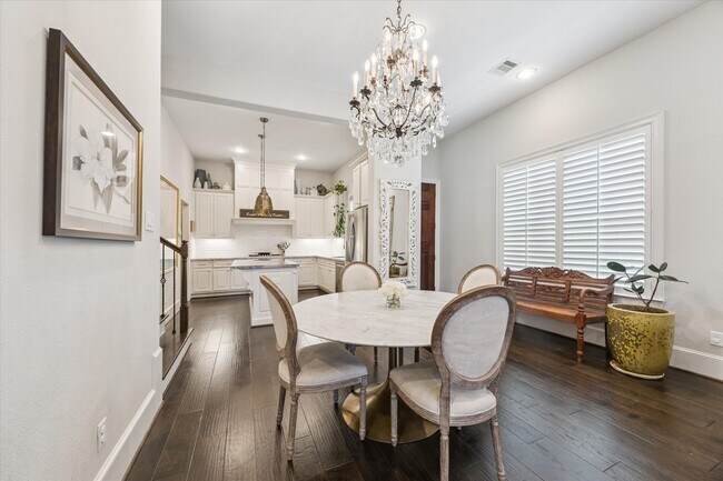 Photo - 4415 Marina St