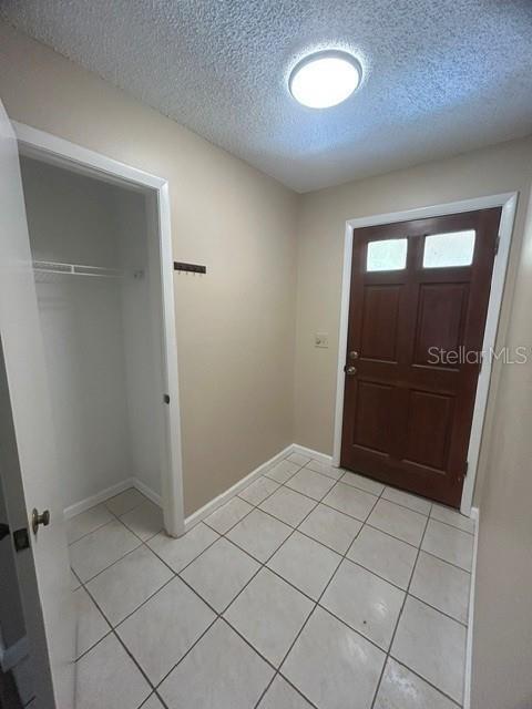 Photo - 563 Holbrook Cir