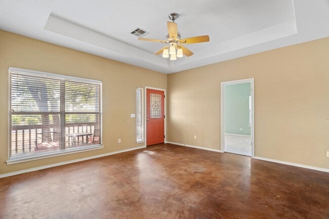 Photo - 102 Ashlee Ln