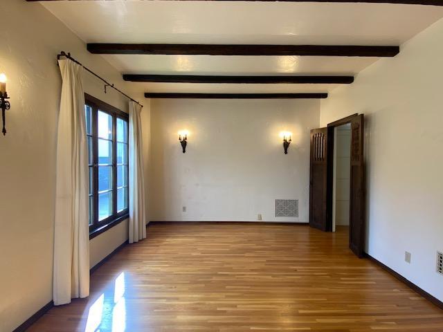 SALA DE ESTAR - 1841 Kelton Ave Unidad 1841-B