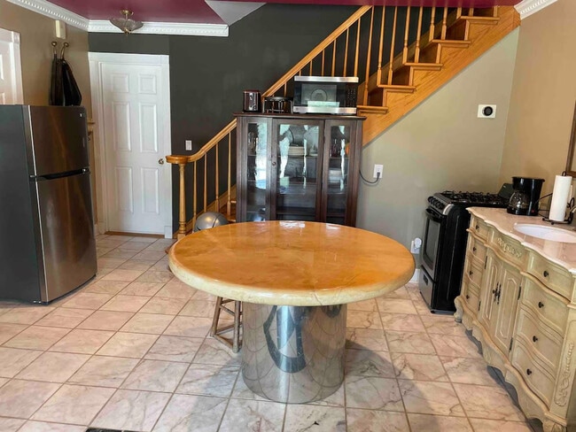 Photo - 176 Schools Dr Unidad ID1343299P