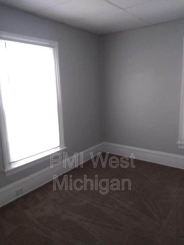 Photo - 824 Nagold St NW Unidad 2