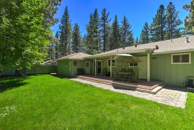 Photo - 877 Sonoma Ave